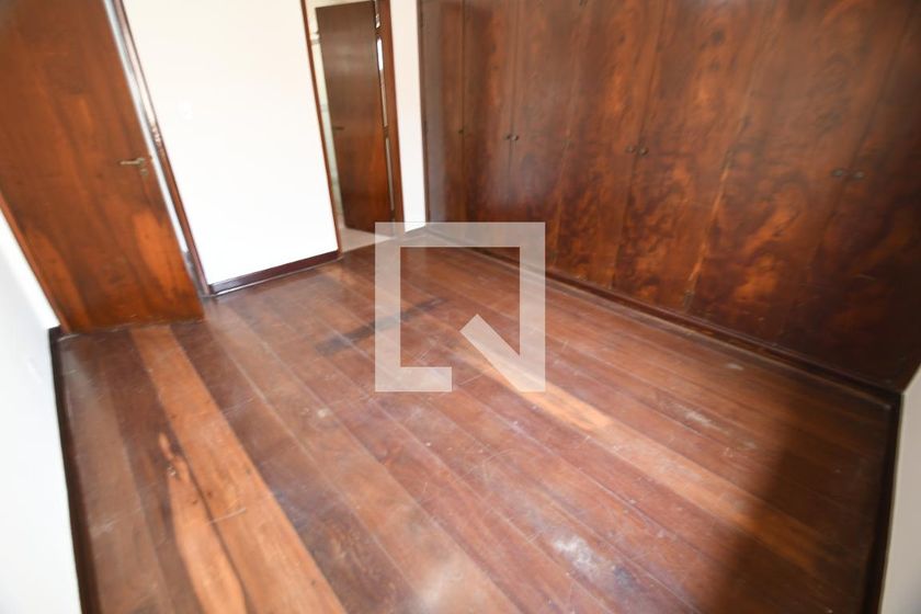 Casa à Venda - Barão Geraldo - Centro, 4 Quartos,  270 m2 em , Campinas - sp | SoloBR