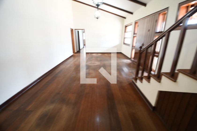 Casa à Venda - Barão Geraldo - Centro, 4 Quartos,  270 m2 em , Campinas - sp | SoloBR