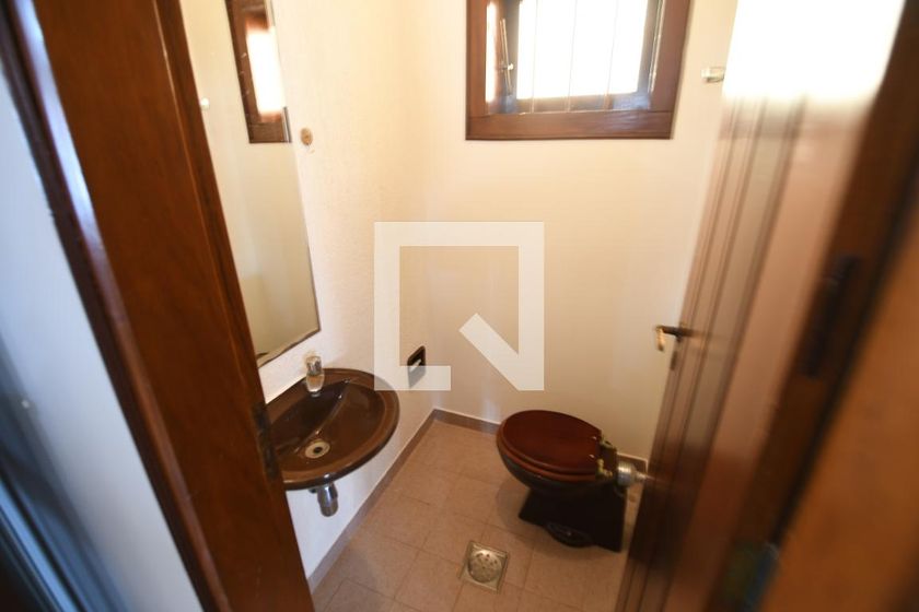 Casa à Venda - Barão Geraldo - Centro, 4 Quartos,  270 m2 em , Campinas - sp | SoloBR