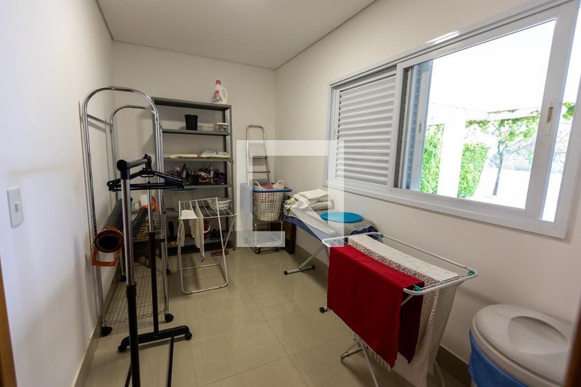 Casa à Venda - Lot. Alphaville Campinas, 5 Quartos,  482 m2 em , Campinas - sp | SoloBR