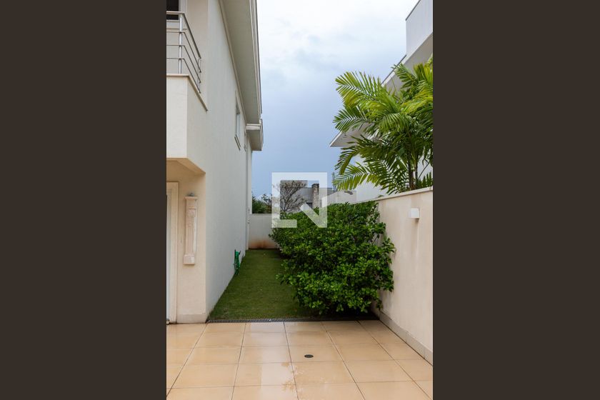 Casa à Venda - Lot. Alphaville Campinas, 5 Quartos,  482 m2 em , Campinas - sp | SoloBR