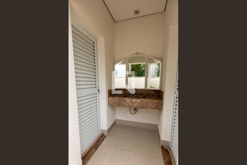 Casa à Venda - Lot. Alphaville Campinas, 5 Quartos,  482 m2 em , Campinas - sp | SoloBR