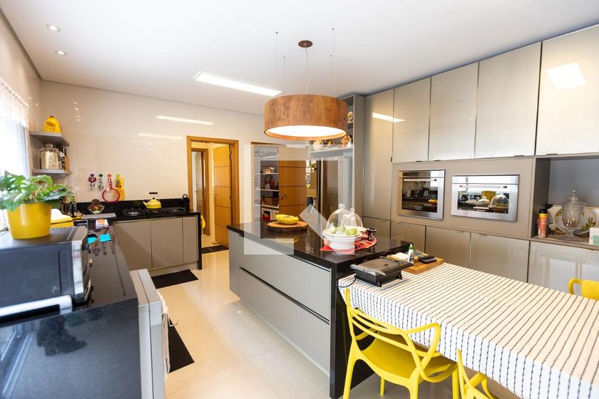 Casa à Venda - Lot. Alphaville Campinas, 5 Quartos,  482 m2 em , Campinas - sp | SoloBR