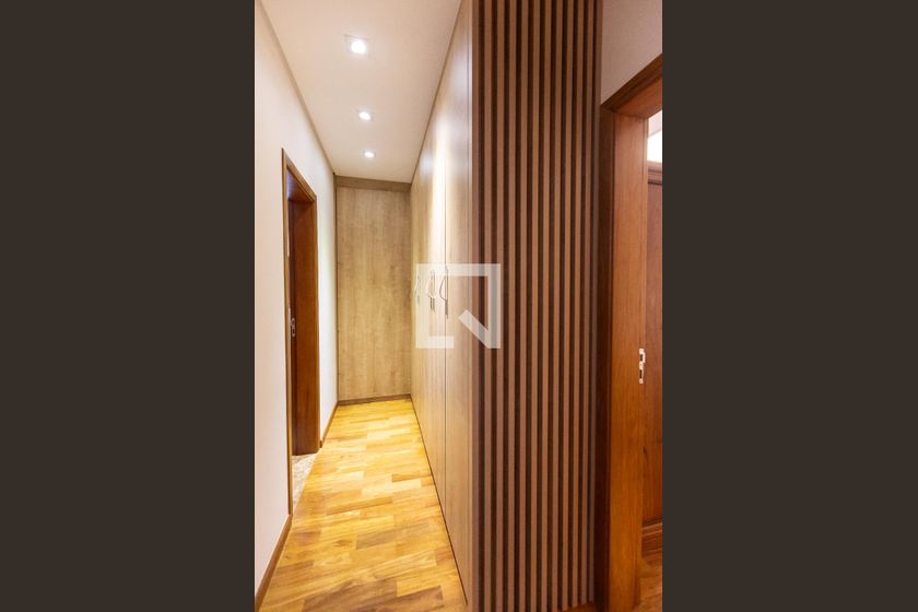 Casa à Venda - Lot. Alphaville Campinas, 5 Quartos,  482 m2 em , Campinas - sp | SoloBR