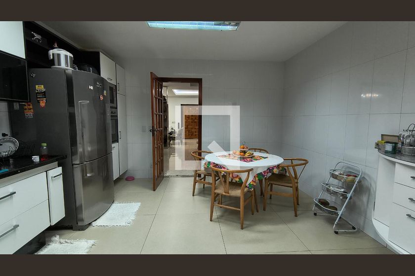 Casa, 4 quartos, 260 m² - Foto 109