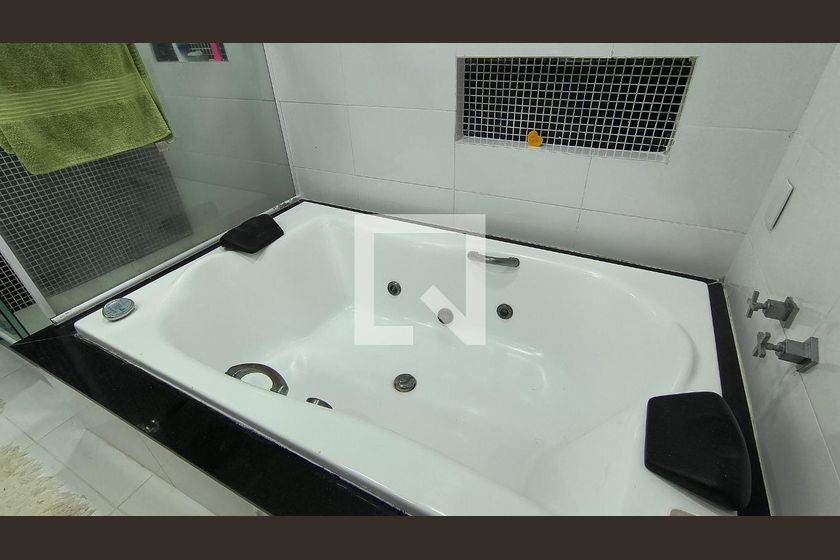 Casa, 4 quartos, 260 m² - Foto 59