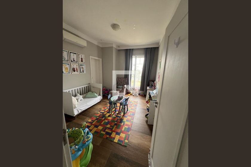 Casa à Venda - Res. Parque dos Alecrins, 4 Quartos,  370 m2 em , Campinas - sp | SoloBR