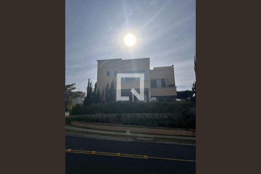 Casa à Venda - Res. Parque dos Alecrins, 4 Quartos,  370 m2 em , Campinas - sp | SoloBR