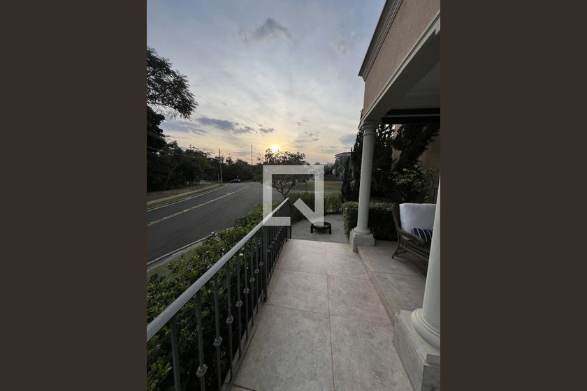 Casa à Venda - Res. Parque dos Alecrins, 4 Quartos,  370 m2 em , Campinas - sp | SoloBR