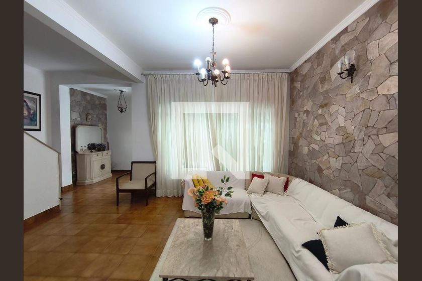 Casa, 3 quartos, 195 m² - Foto 1