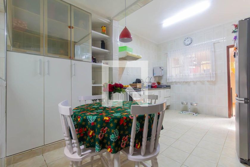 Casa, 3 quartos, 216 m² - Foto 38