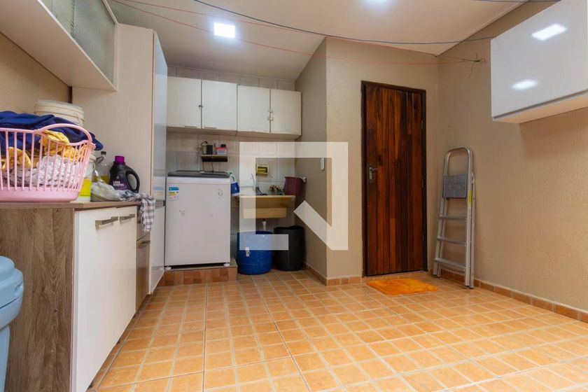 Casa, 3 quartos, 216 m² - Foto 47