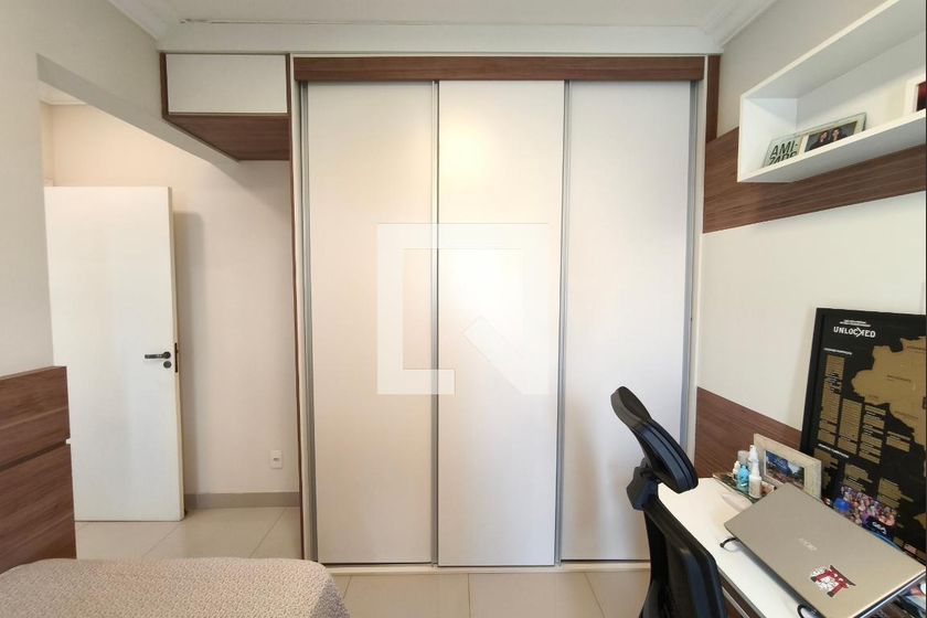 Casa à Venda - Swiss Park, 4 Quartos,  268 m2 em , Campinas - sp | SoloBR