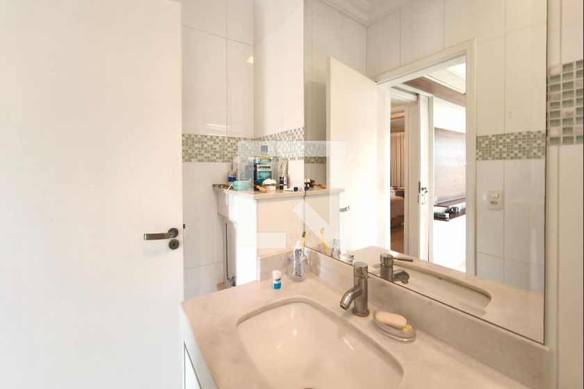 Casa à Venda - Swiss Park, 4 Quartos,  268 m2 em , Campinas - sp | SoloBR