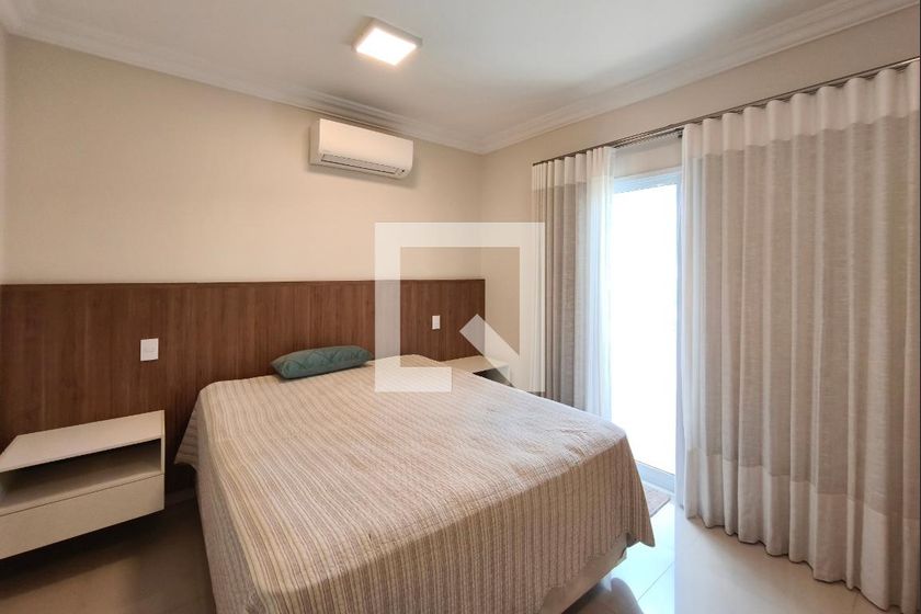 Casa à Venda - Swiss Park, 4 Quartos,  268 m2 em , Campinas - sp | SoloBR