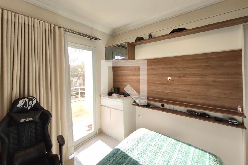 Casa à Venda - Swiss Park, 4 Quartos,  268 m2 em , Campinas - sp | SoloBR