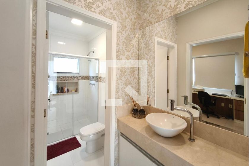Casa à Venda - Swiss Park, 4 Quartos,  268 m2 em , Campinas - sp | SoloBR