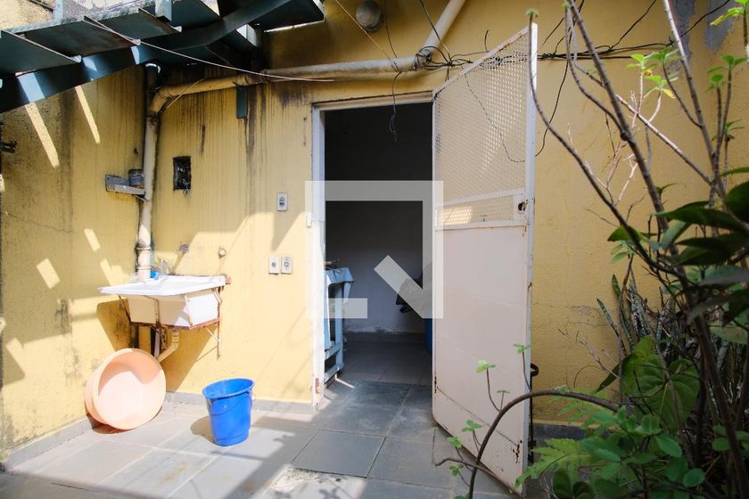 Casa, 4 quartos, 286 m² - Foto 48