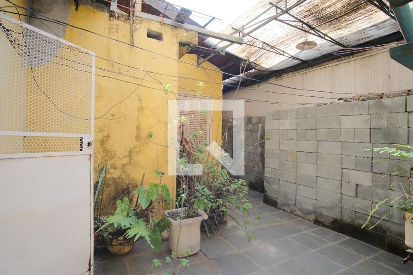 Casa, 4 quartos, 286 m² - Foto 47