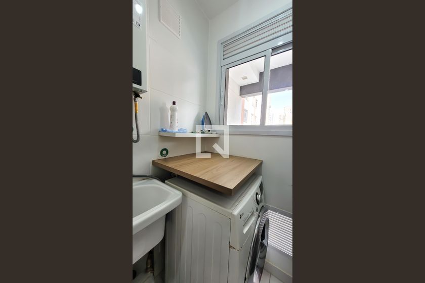 Apartamento à Venda - Centro, 1 Quarto,  40 m2 em , Campinas - sp | SoloBR