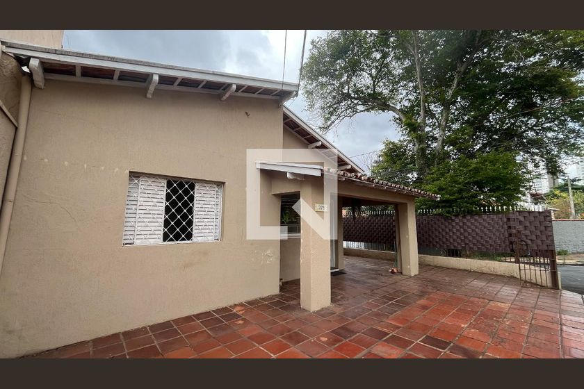 Casa à Venda - Taquaral, 2 Quartos,  230 m2 em , Campinas - sp | SoloBR