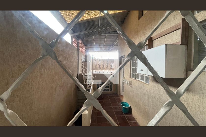 Casa à Venda - Taquaral, 2 Quartos,  230 m2 em , Campinas - sp | SoloBR