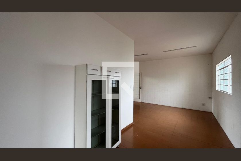 Casa à Venda - Taquaral, 2 Quartos,  230 m2 em , Campinas - sp | SoloBR