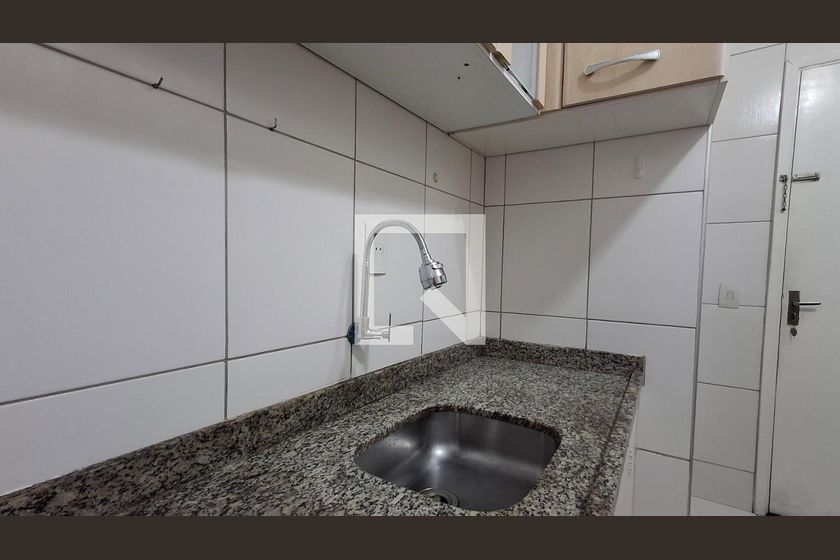 Apartamento à Venda - Centro, 1 Quarto,  38 m2 em , Campinas - sp | SoloBR