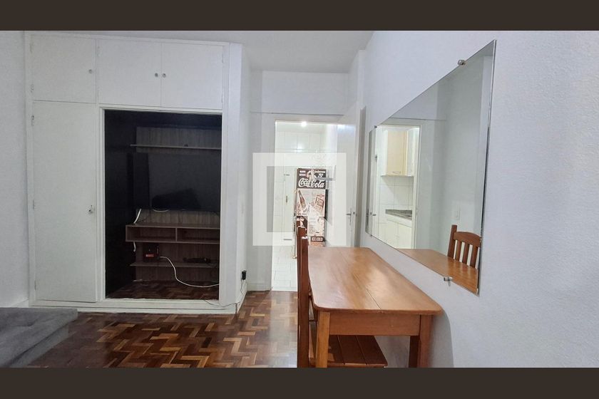 Apartamento à Venda - Centro, 1 Quarto,  38 m2 em , Campinas - sp | SoloBR