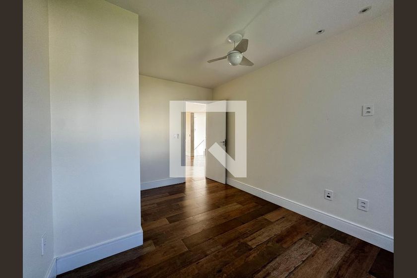 Casa, 3 quartos, 300 m² - Foto 32