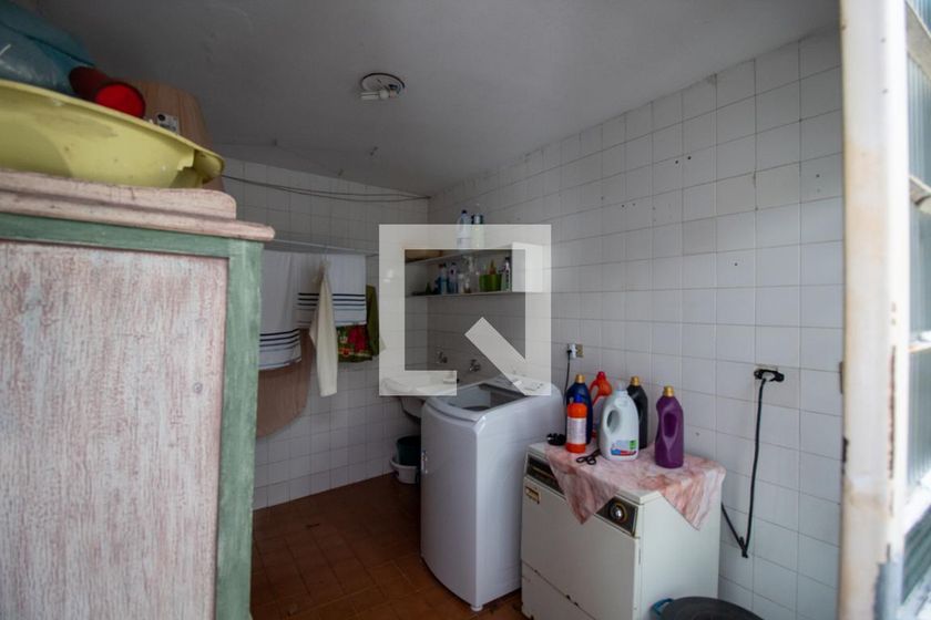 Casa, 4 quartos, 340 m² - Foto 33