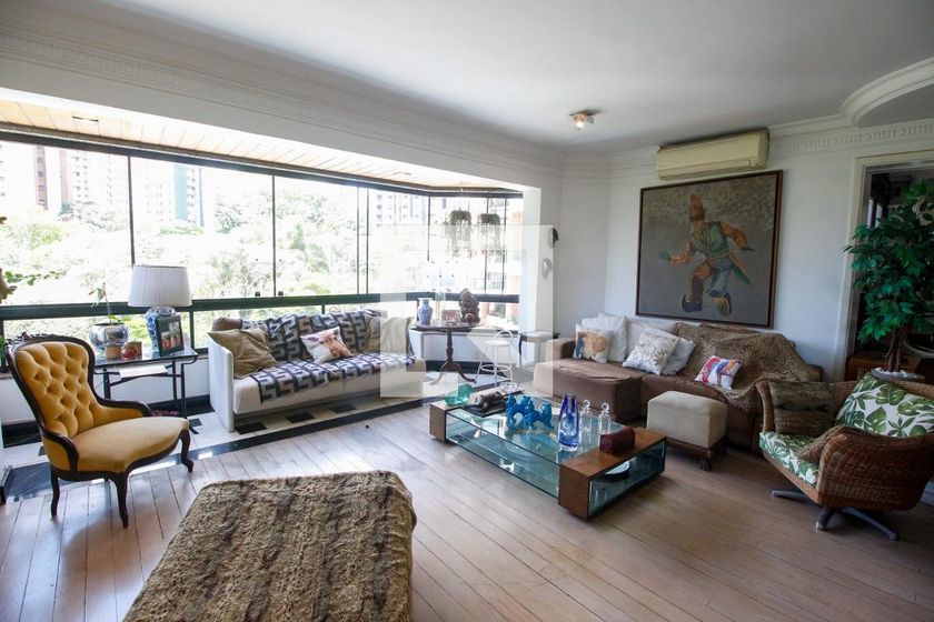 Apartamento, 3 quartos, 220 m² - Foto 1
