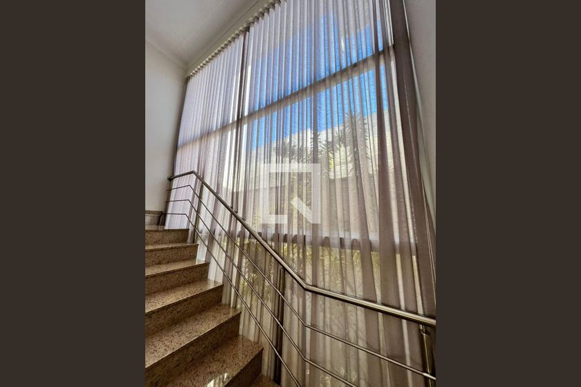 Casa à Venda - Swiss Park, 4 Quartos,  270 m2 em , Campinas - sp | SoloBR
