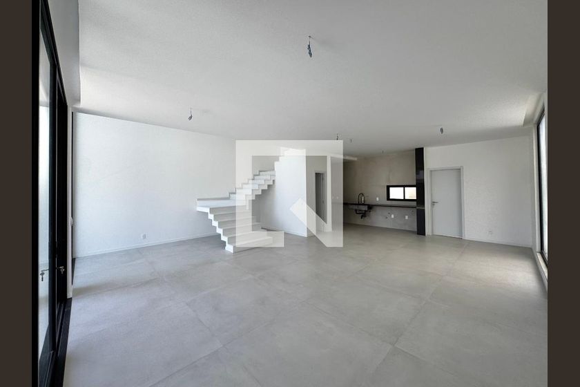 Casa, 3 quartos, 230 m² - Foto 1
