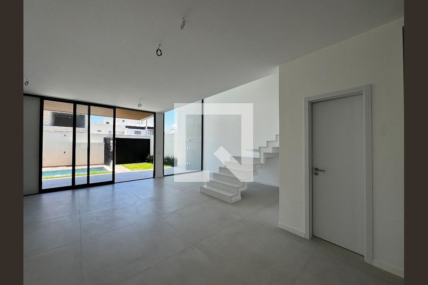 Casa, 3 quartos, 230 m² - Foto 3