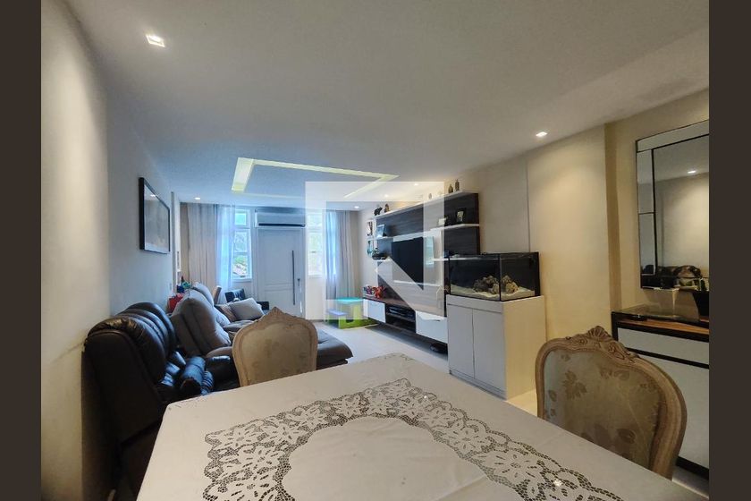 Casa, 3 quartos, 220 m² - Foto 1