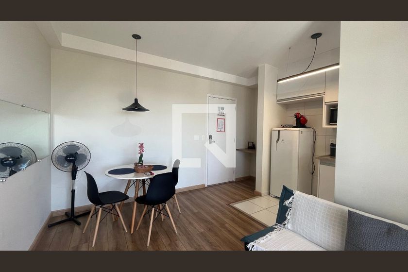 Apartamento à Venda - Bosque, 1 Quarto,  41 m2 em , Campinas - sp | SoloBR