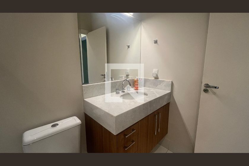Casa à Venda - Lot. Alphaville Campinas, 5 Quartos,  300 m2 em , Campinas - sp | SoloBR