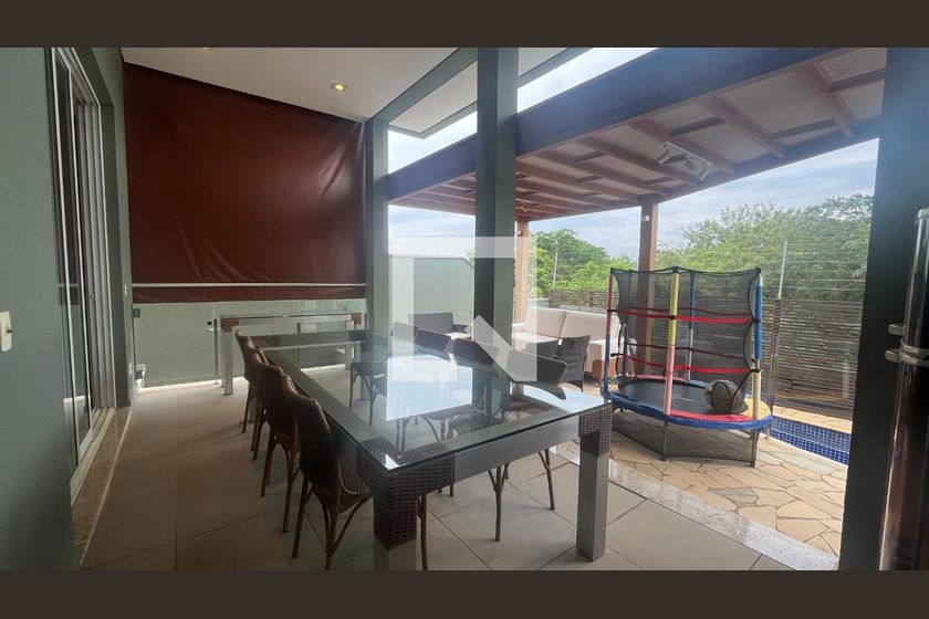 Casa à Venda - Lot. Alphaville Campinas, 5 Quartos,  300 m2 em , Campinas - sp | SoloBR