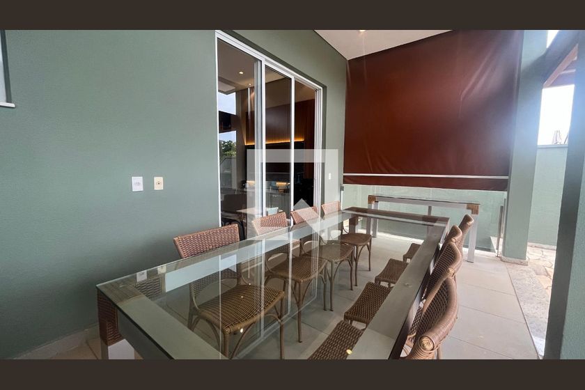 Casa à Venda - Lot. Alphaville Campinas, 5 Quartos,  300 m2 em , Campinas - sp | SoloBR