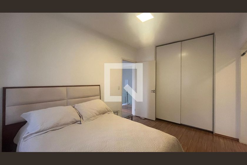 Casa à Venda - Lot. Alphaville Campinas, 5 Quartos,  300 m2 em , Campinas - sp | SoloBR