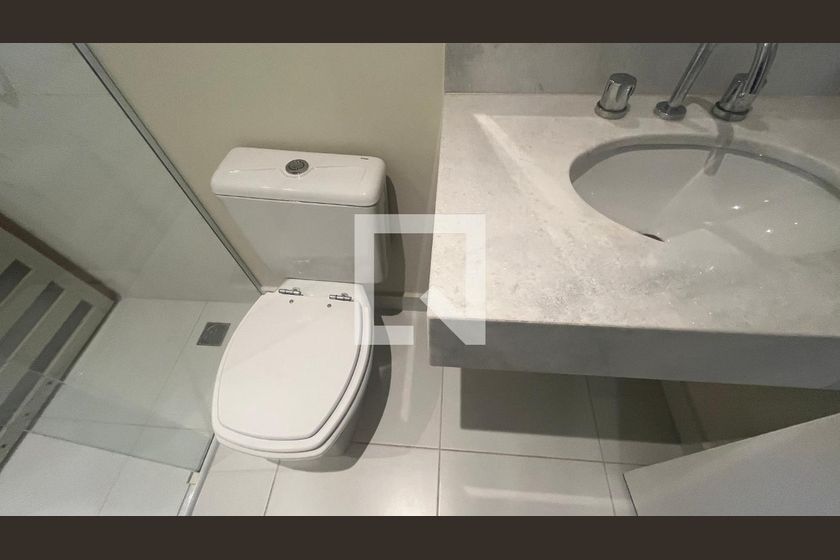 Casa à Venda - Lot. Alphaville Campinas, 5 Quartos,  300 m2 em , Campinas - sp | SoloBR