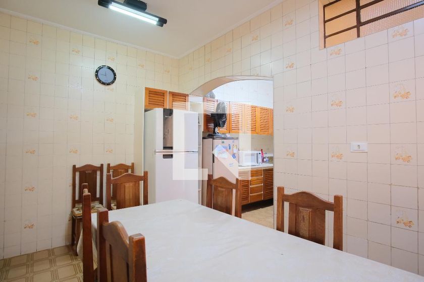 Casa, 3 quartos, 235 m² - Foto 31