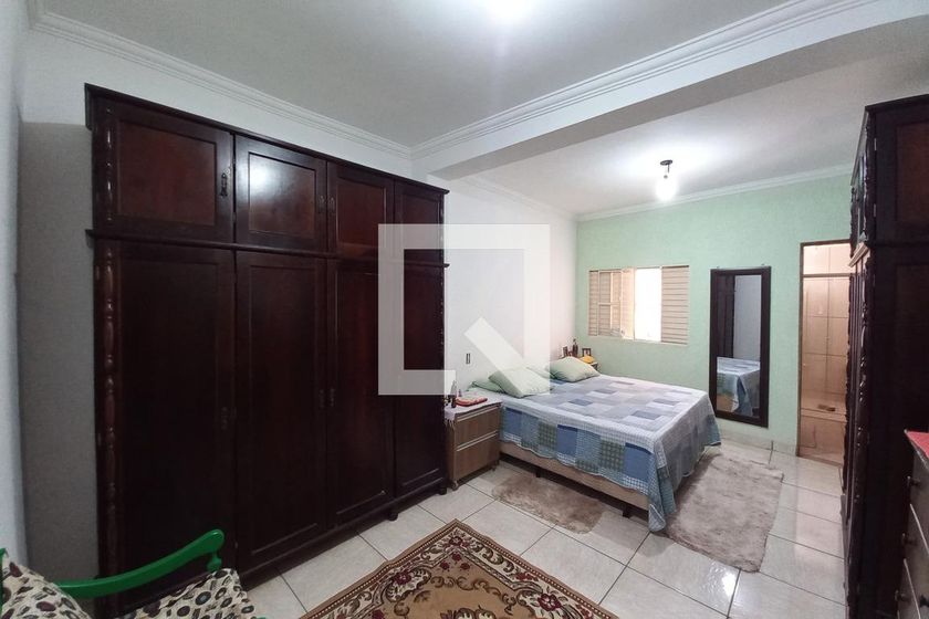 Casa à Venda - Jardim do Lago, 4 Quartos,  364 m2 em , Campinas - sp | SoloBR