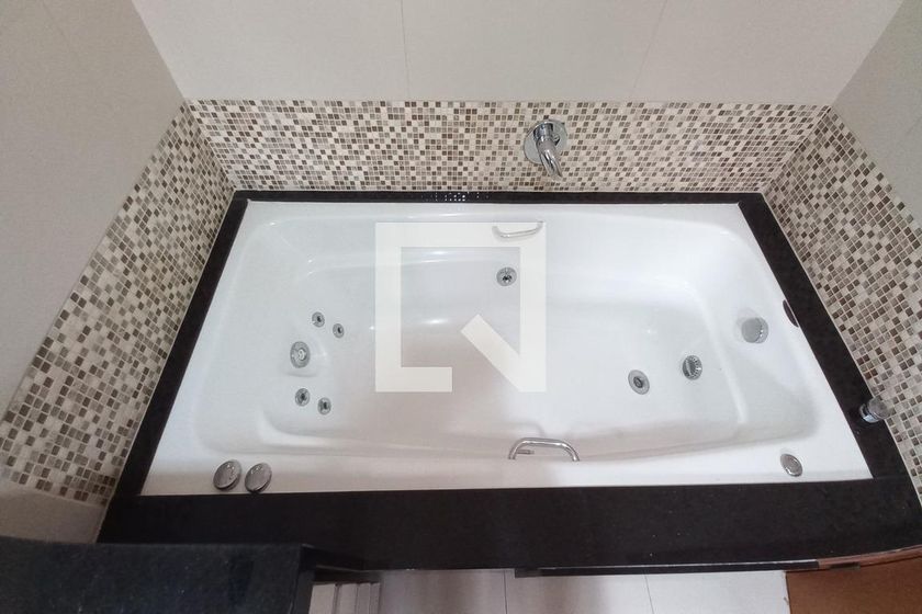 Casa à Venda - Swiss Park, 3 Quartos,  248 m2 em , Campinas - sp | SoloBR
