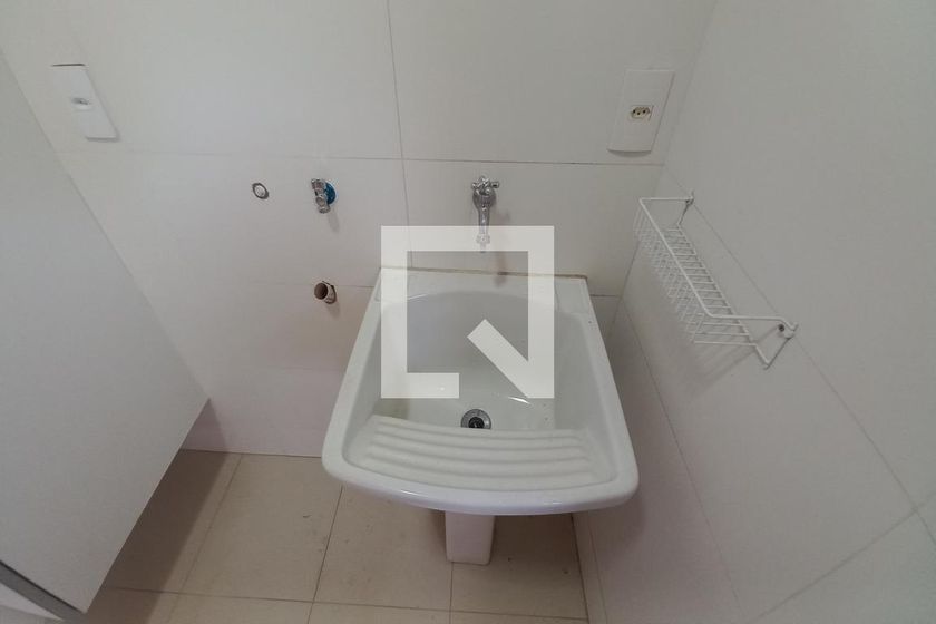 Casa à Venda - Swiss Park, 3 Quartos,  248 m2 em , Campinas - sp | SoloBR