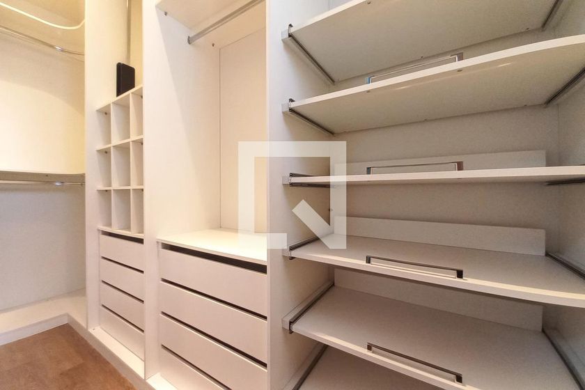 Casa à Venda - Swiss Park, 3 Quartos,  248 m2 em , Campinas - sp | SoloBR