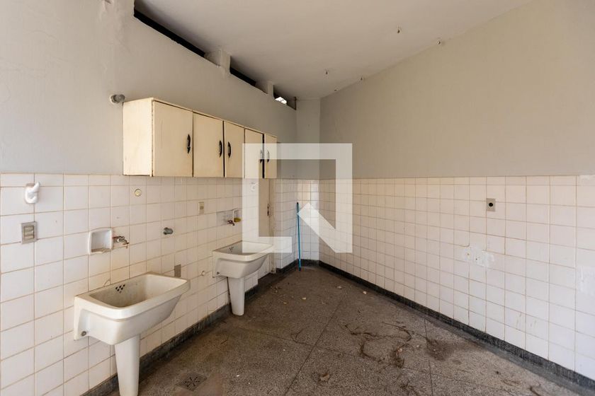 Casa à Venda - Guanabara, 4 Quartos,  254 m2 em , Campinas - sp | SoloBR