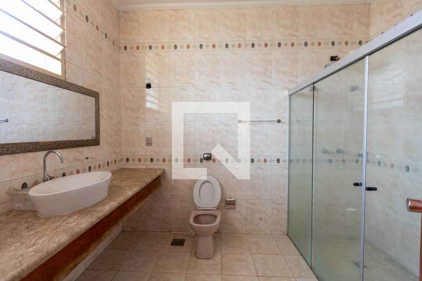 Casa à Venda - Guanabara, 4 Quartos,  254 m2 em , Campinas - sp | SoloBR