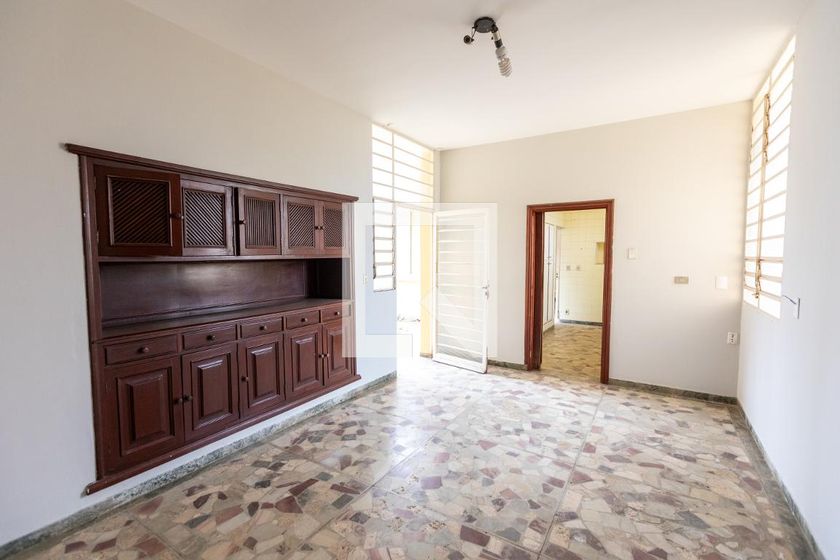 Casa à Venda - Guanabara, 4 Quartos,  254 m2 em , Campinas - sp | SoloBR